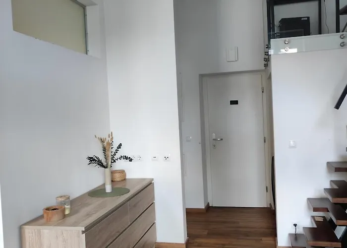 Elegant Escape Old Town Appartamento *