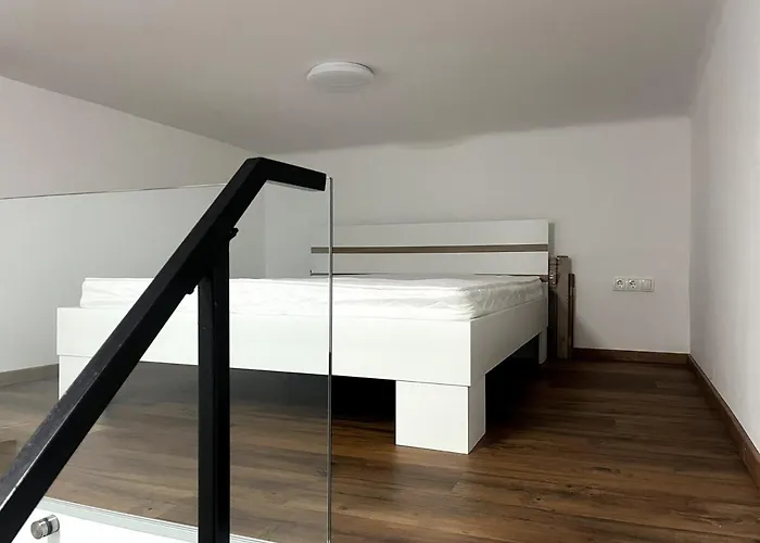 Elegant Escape Old Town Appartamento